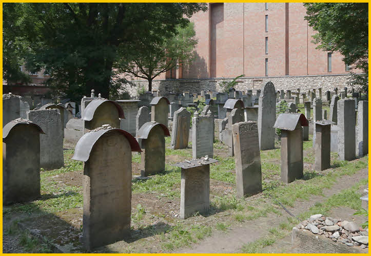 Remah Jewish Cemetary 